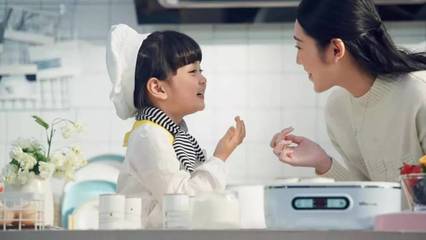 在年轻人中成为生活ICON 解码新消费品牌的产品魔力与运营策略